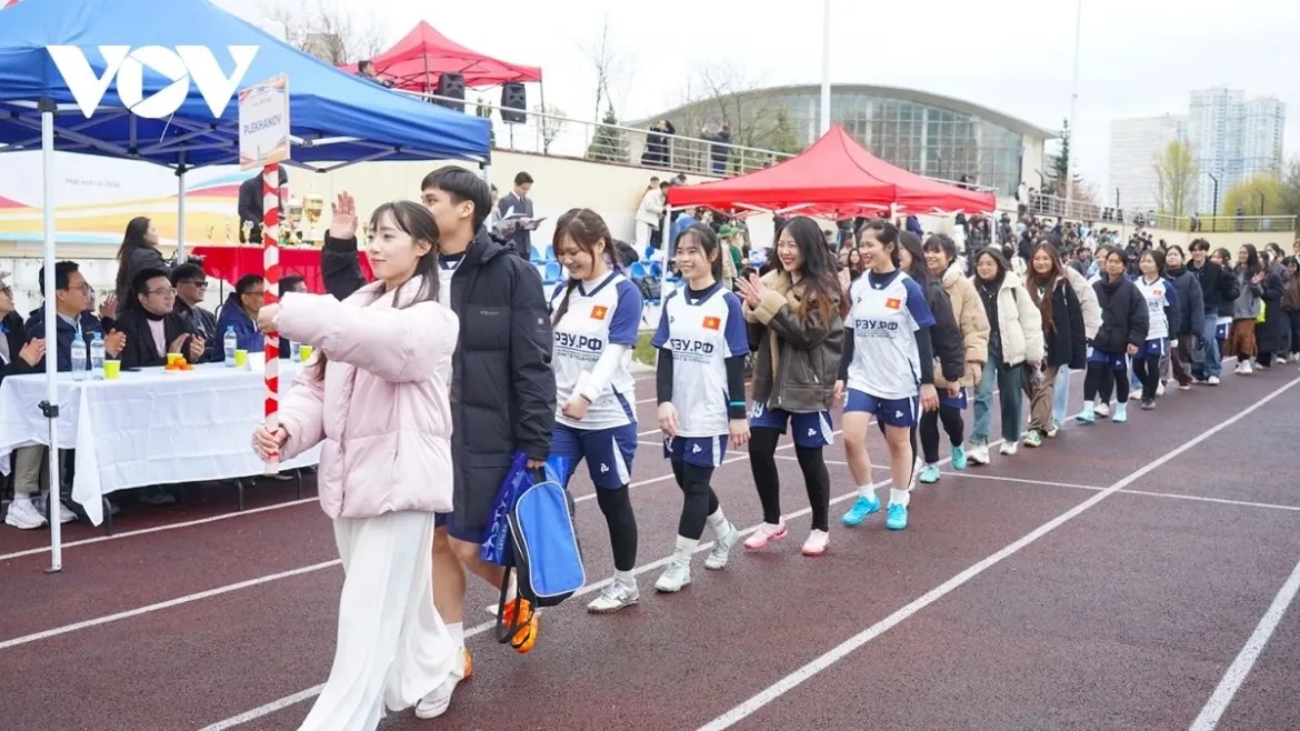 Vietnamese student sports games kick off in Russia